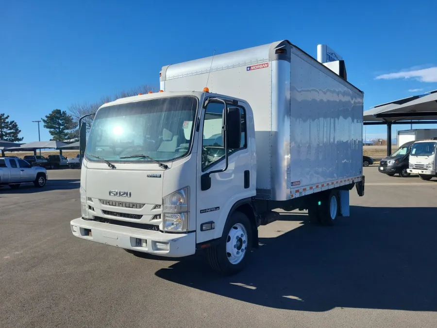 2018 Isuzu NPR-HD | Photo 3 of 17