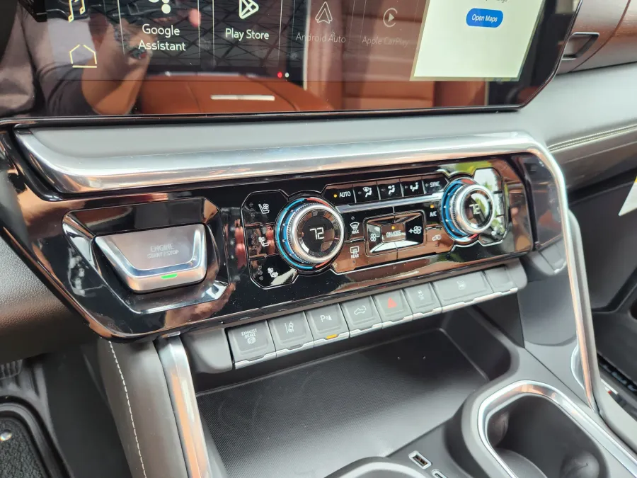 2026 GMC Sierra 3500HD Denali Ultimate | Photo 26 of 31