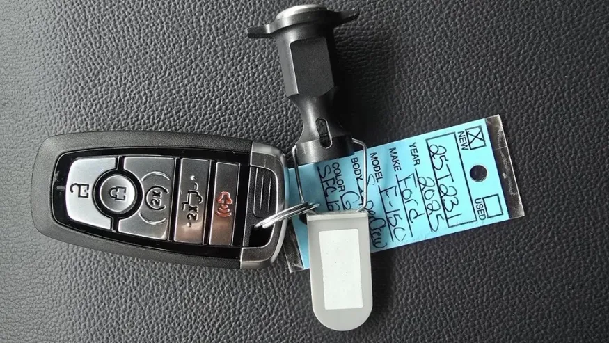 2025 Ford F-150 | Photo 24 of 29