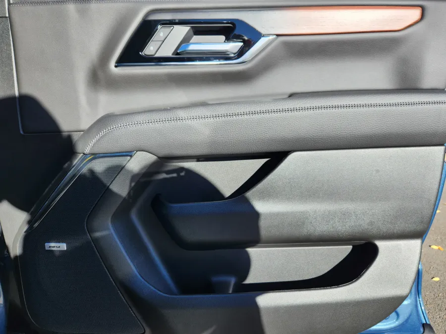 2026 GMC Yukon XL Denali | Photo 17 of 30