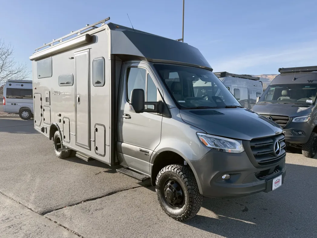 2026 Winnebago EKKO 23B 
