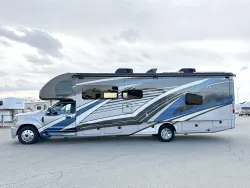 2023 Thor Magnitude SV34 | Thumbnail Photo 19 of 26