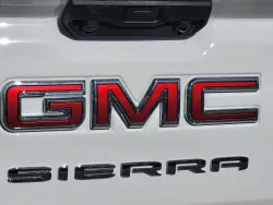 2026 GMC Sierra 1500 Pro | Thumbnail Photo 10 of 25