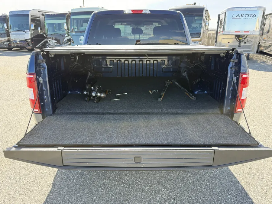 2018 Ford F-150 | Photo 14 of 22