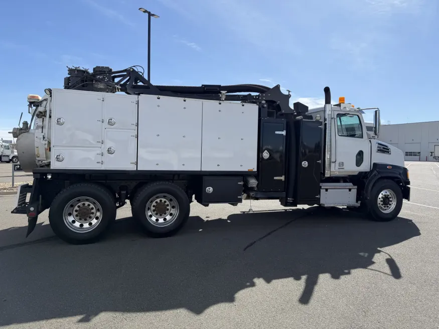 2021 Rival T7 | Photo 6 of 7