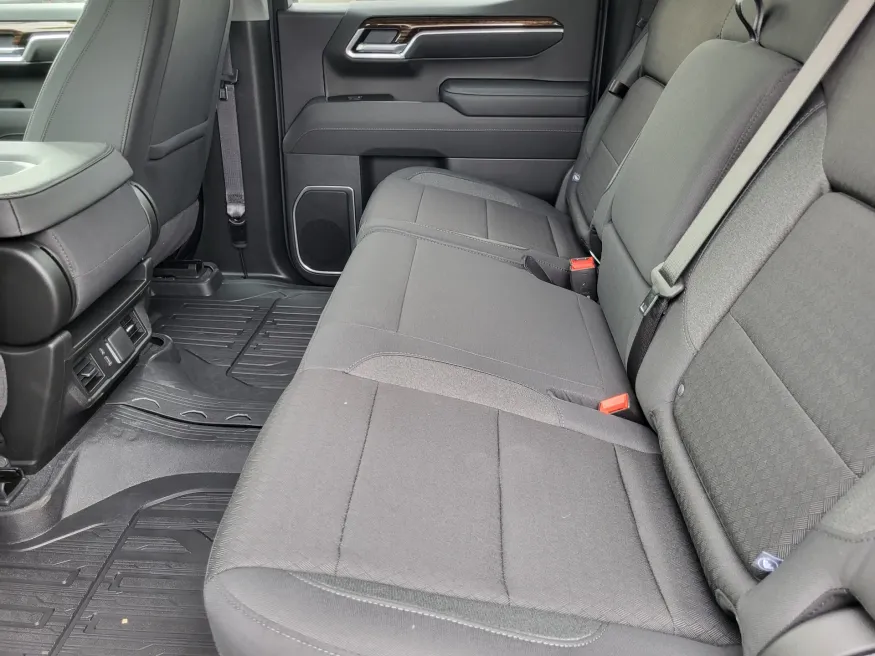 2026 GMC Sierra 1500 Elevation | Photo 20 of 23