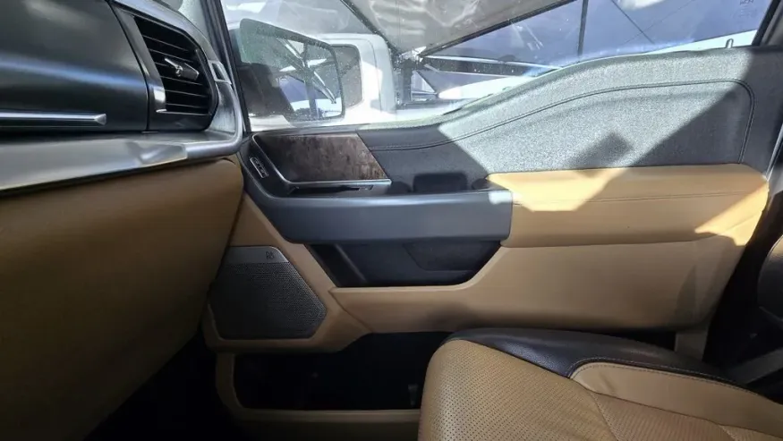 2023 Ford F-150 | Photo 30 of 33