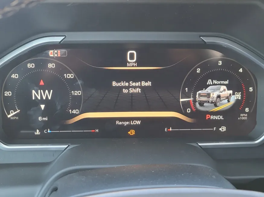 2026 GMC Sierra 2500HD AT4 | Photo 13 of 24