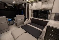 2026 Newmar Mountain Aire 4118 | Thumbnail Photo 17 of 45