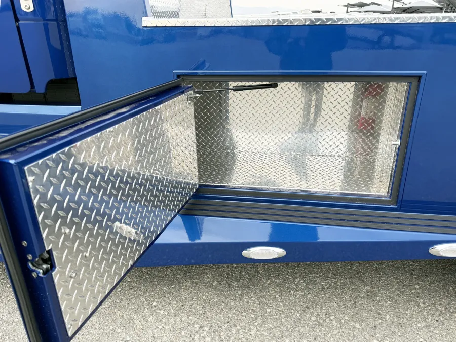 2025 Freightliner M2 106 Plus Summit Hauler | Photo 13 of 24