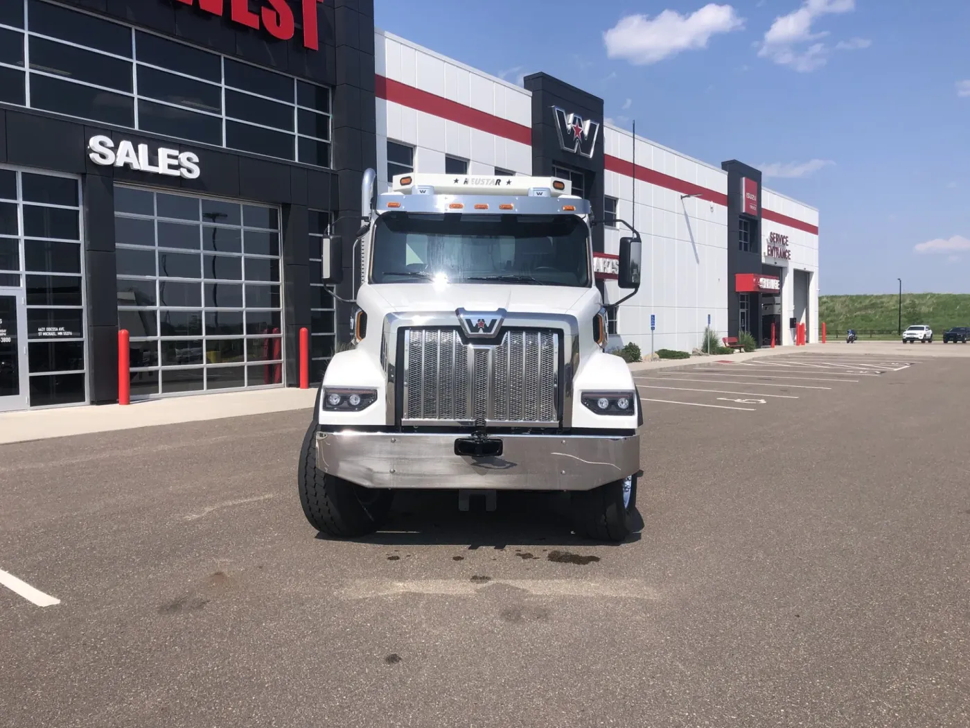 2026 Western Star 47X | Photo 2 of 11