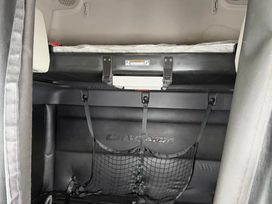 2024 Freightliner Cascadia | Photo 7 of 9