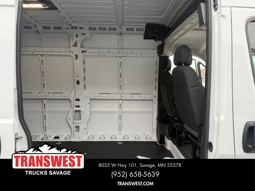 2025 RAM ProMaster 2500 High Roof | Photo 16 of 20