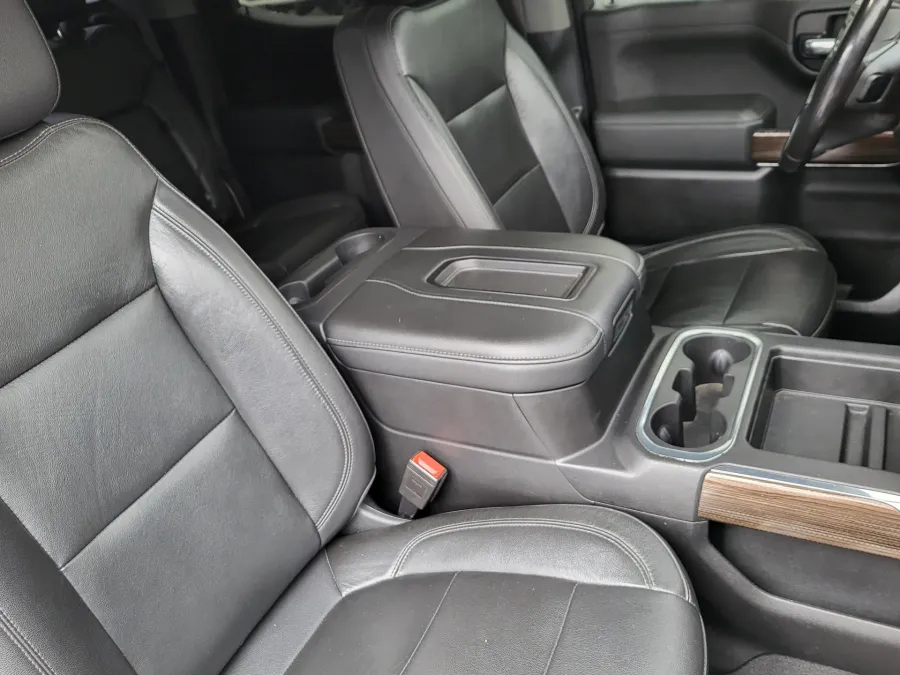 2020 Chevrolet Silverado 1500 LT Trail Boss | Photo 17 of 37