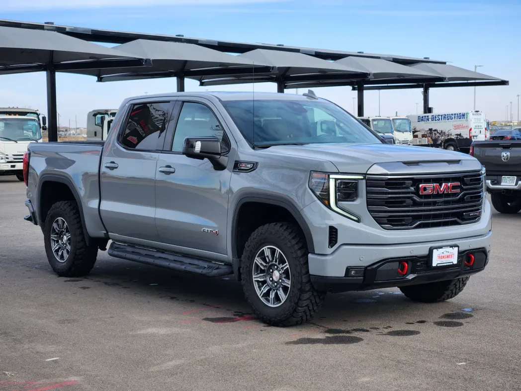 2024 GMC Sierra 1500 AT4 