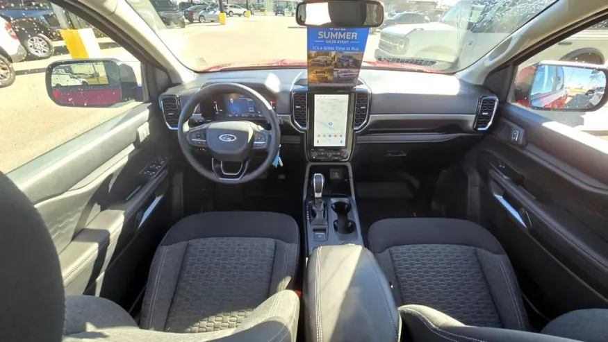 2025 Ford Ranger | Photo 25 of 29