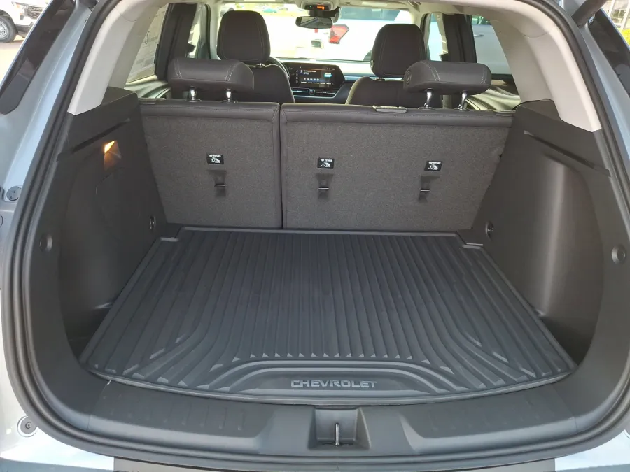 2026 Chevrolet Trailblazer LT | Photo 8 of 19