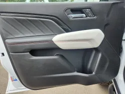 2026 GMC Canyon 4WD AT4X | Thumbnail Photo 5 of 29