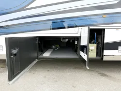 2026 Newmar Dutch Star 4325 | Thumbnail Photo 32 of 32