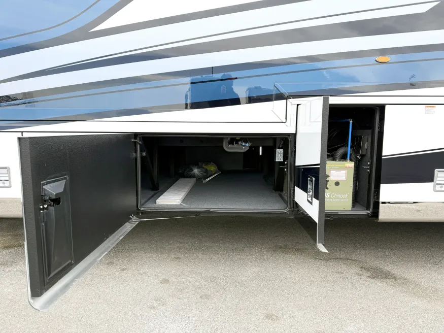 2026 Newmar Dutch Star 4325 | Photo 32 of 32