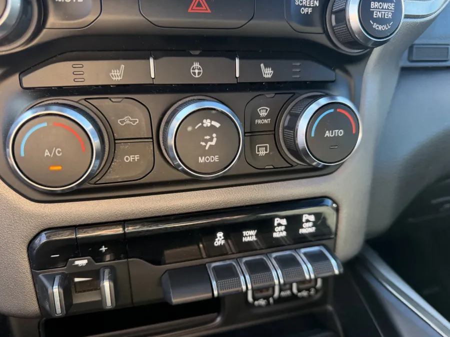 2020 RAM 1500 Sport | Photo 19 of 21