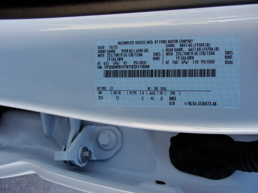 2026 Ford F-550 | Photo 13 of 15