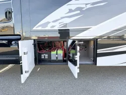 2026 Renegade Verona 40VTS | Thumbnail Photo 32 of 31