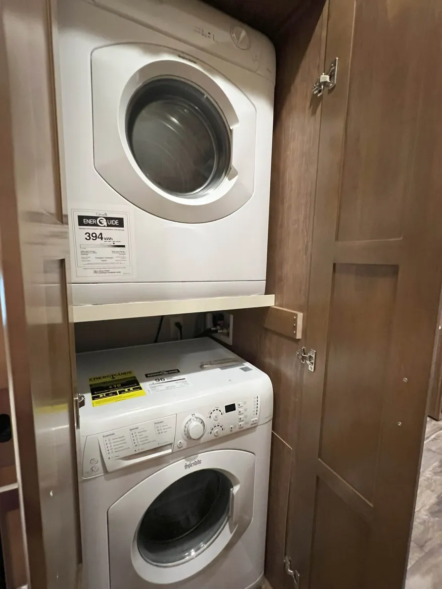 2019 DRV Mobile Suites 44 Nashville | Photo 20 of 26