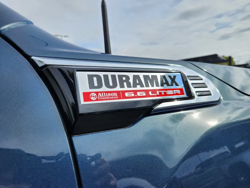 2026 GMC Sierra 3500HD Denali | Photo 21 of 32