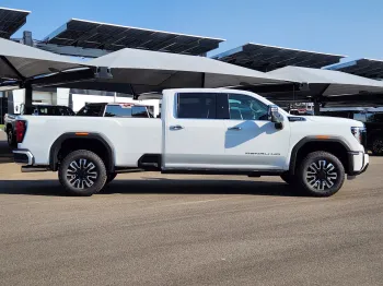 2025 GMC Sierra 3500HD Denali Ultimate