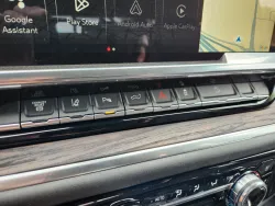 2025 GMC Sierra 2500HD SLT | Thumbnail Photo 27 of 32