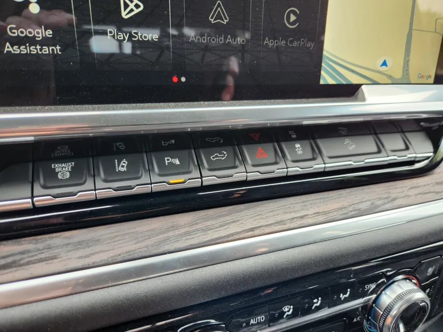 2025 GMC Sierra 2500HD SLT | Photo 27 of 32