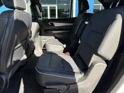 2025 Buick Enclave Preferred | Thumbnail Photo 11 of 23