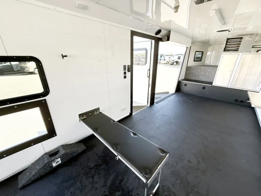 2026 Logan Coach Horse Power | Photo 19 of 25