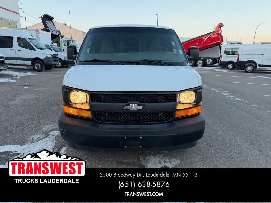2017 Chevrolet Express 3500 Work Van | Photo 7 of 21