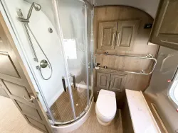 2024 Airstream Classic 33FB Twin | Thumbnail Photo 15 of 23