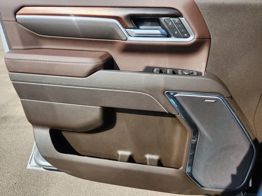 2026 GMC Sierra 2500HD Denali | Photo 5 of 31