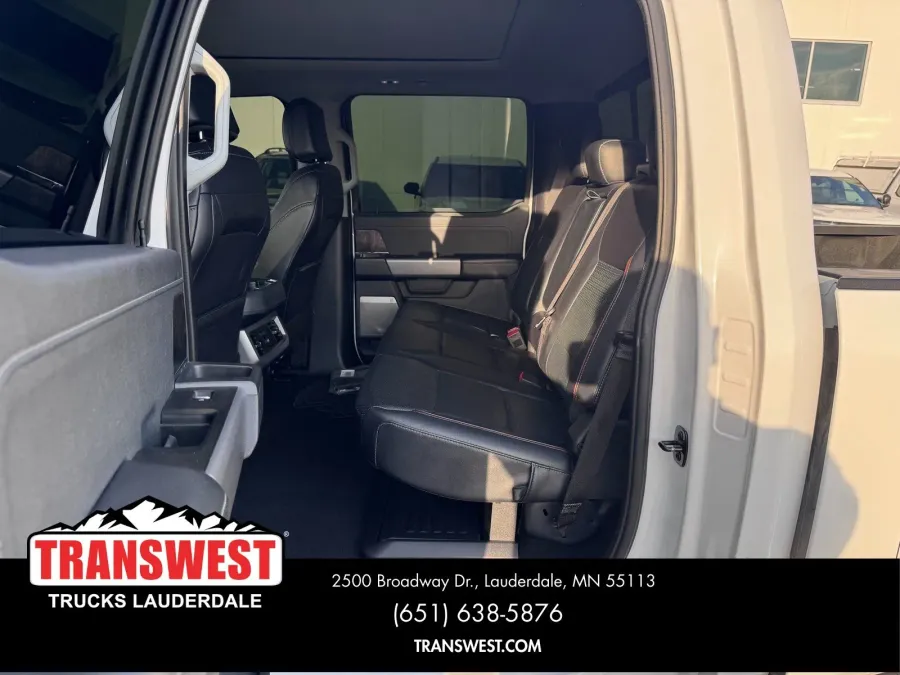 2024 Ford Super Duty F-250 Lariat | Photo 15 of 22