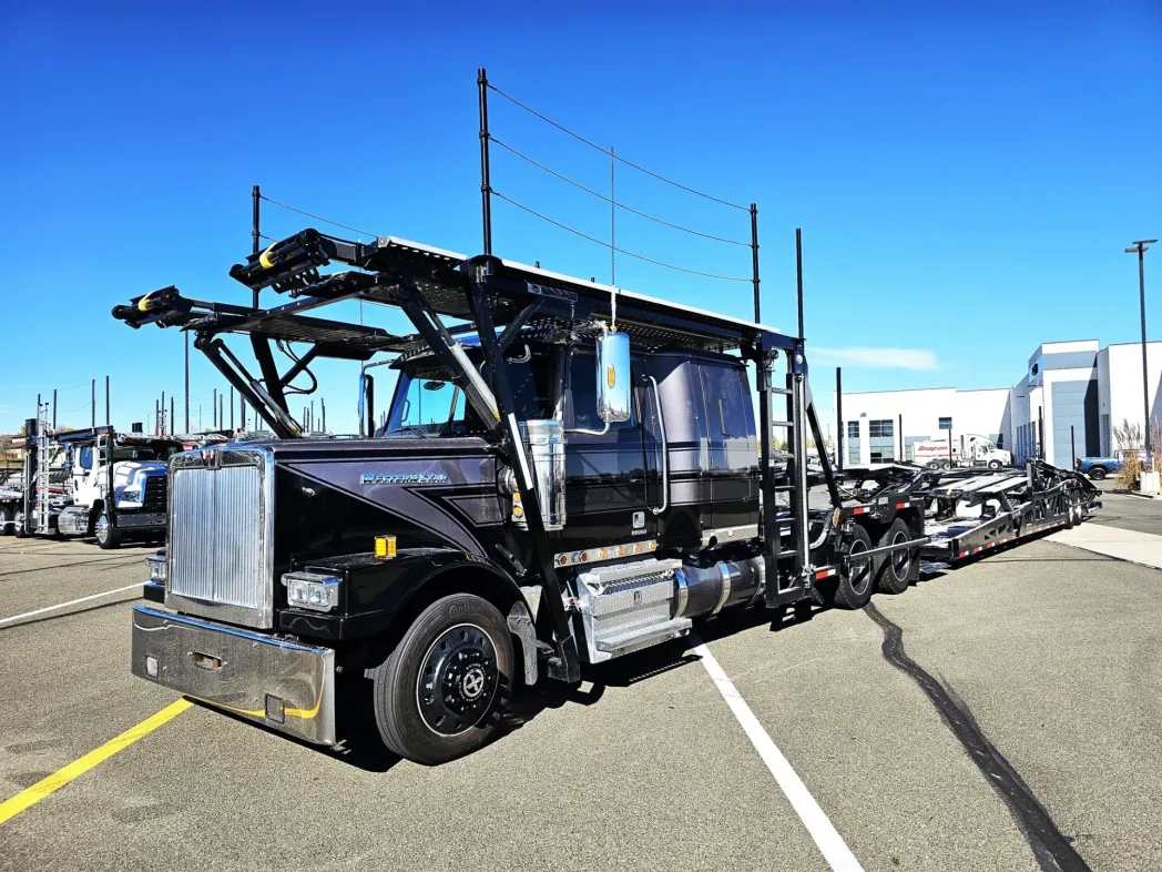 2021 Western Star 4900FA 