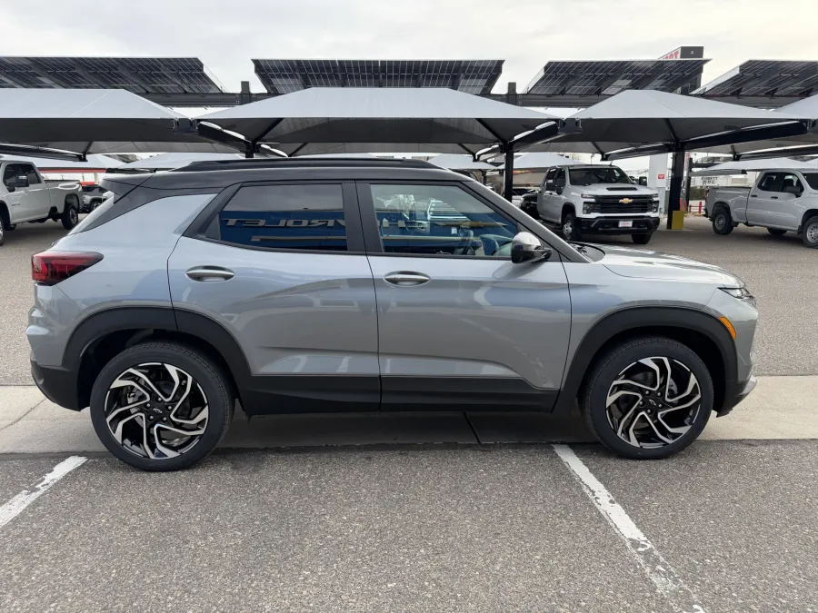 2026 Chevrolet Trailblazer RS | Photo 5 of 21