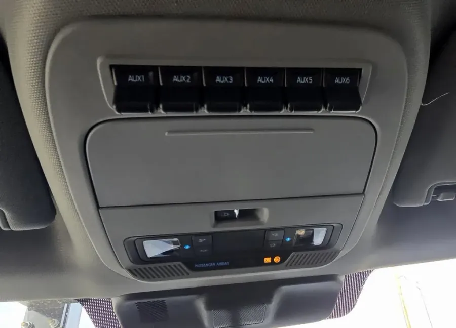 2026 Ford Super Duty F-250 | Photo 33 of 38