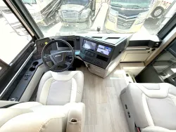 2026 Newmar Dutch Star 4081 | Thumbnail Photo 6 of 32