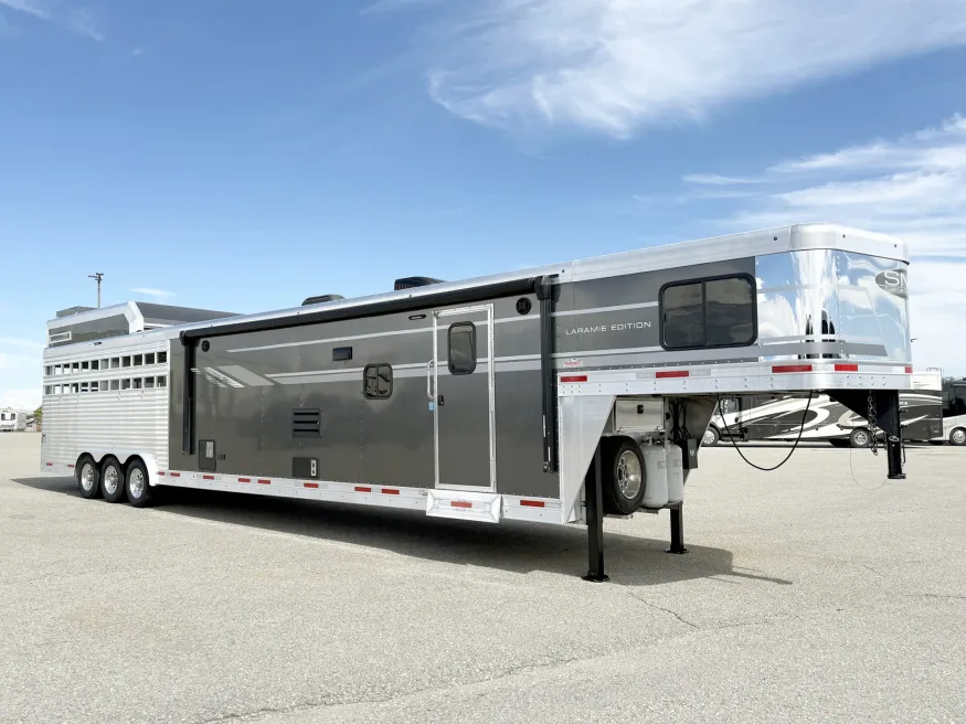 2021 SMC Stock LQ | Photo 1 of 23