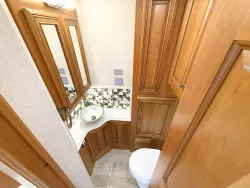 2020 Newmar Dutch Star 4328 | Thumbnail Photo 13 of 31