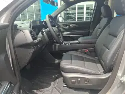 2026 Chevrolet Traverse AWD LT | Thumbnail Photo 16 of 22