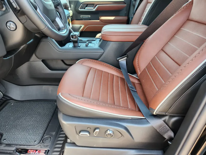 2026 GMC Sierra 1500 Denali Ultimate | Photo 8 of 29