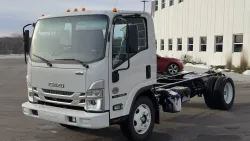 2024 Isuzu NRR | Thumbnail Photo 1 of 17