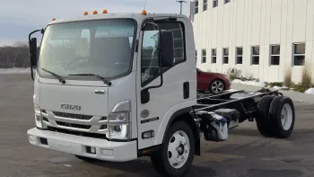 2024 Isuzu NRR
