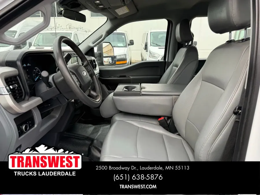 2024 Ford Super Duty F-250 XL | Photo 4 of 20