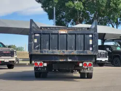 2022 Ford Super Duty F-550 | Thumbnail Photo 5 of 24